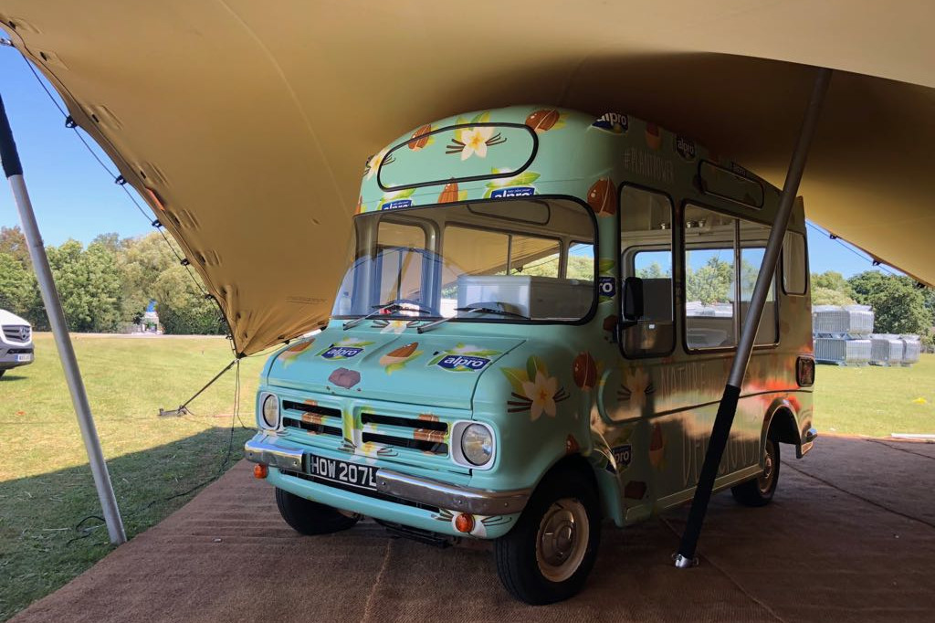 alpro van under stretch tent