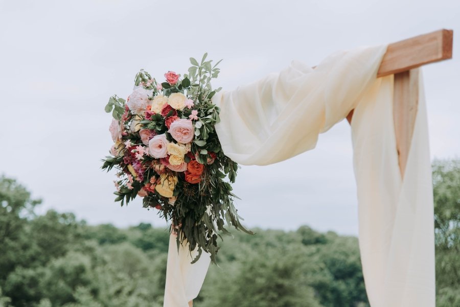 Top Tips For Planning a Festival Wedding